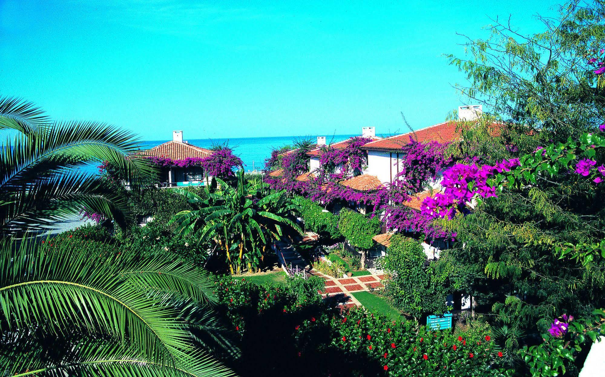 Titan Club Hotel Ultra All Inclusive Kargicak  Exterior foto